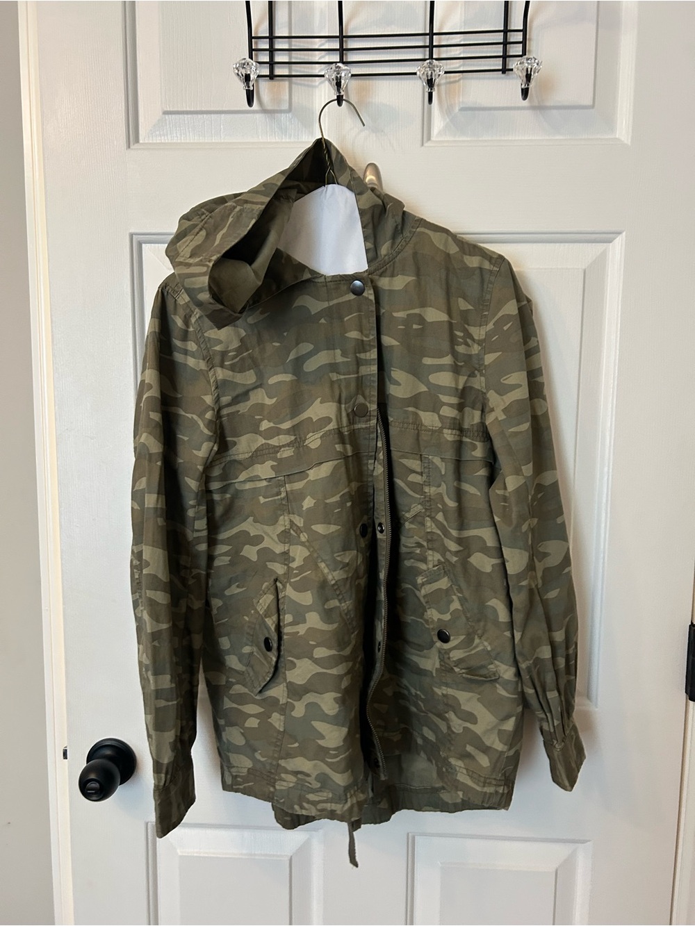 Women’s  Camo Utility Hooded Jacket - Olive Green size small